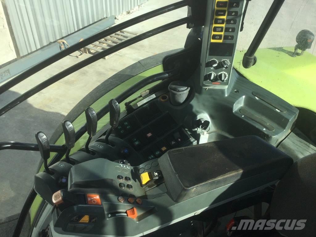 CLAAS ARION 620 Trattori