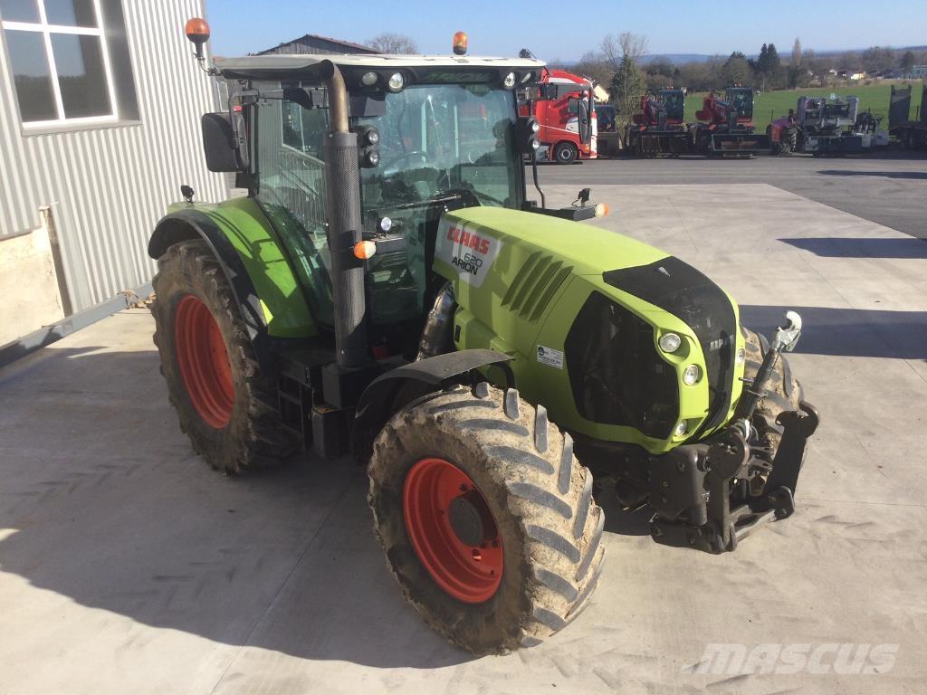 CLAAS ARION 620 Trattori