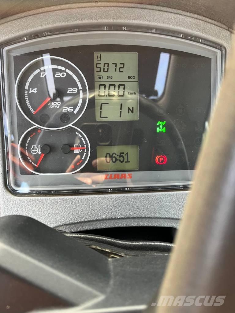 CLAAS Arion 640 CIS Trattori