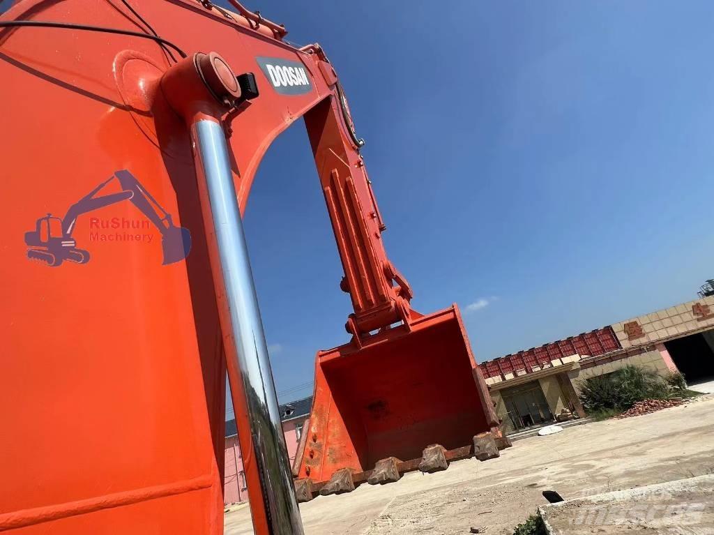Doosan DH420 Escavatori cingolati