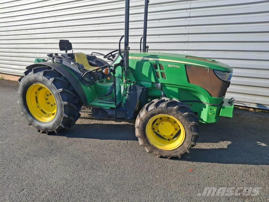 John Deere 5075GL Trattori
