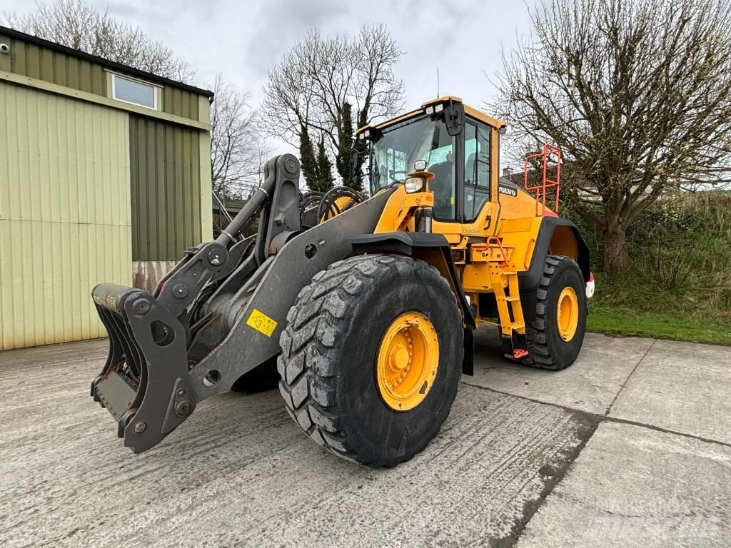 Volvo L 150 H Pale gommate
