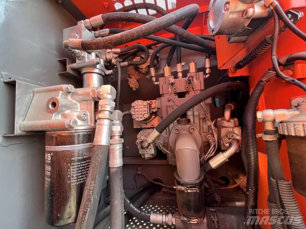 Hitachi ZX 160 Escavatori cingolati