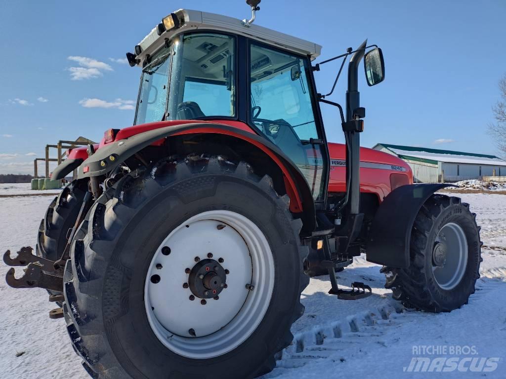  MasseyFergyson 8240 Trattori
