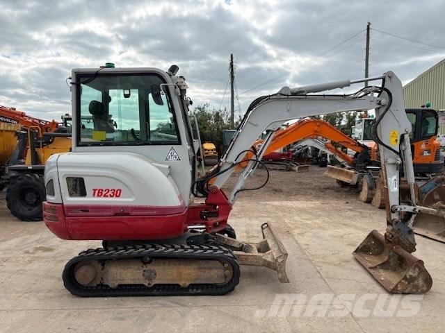 Takeuchi TB 230 Miniescavatori