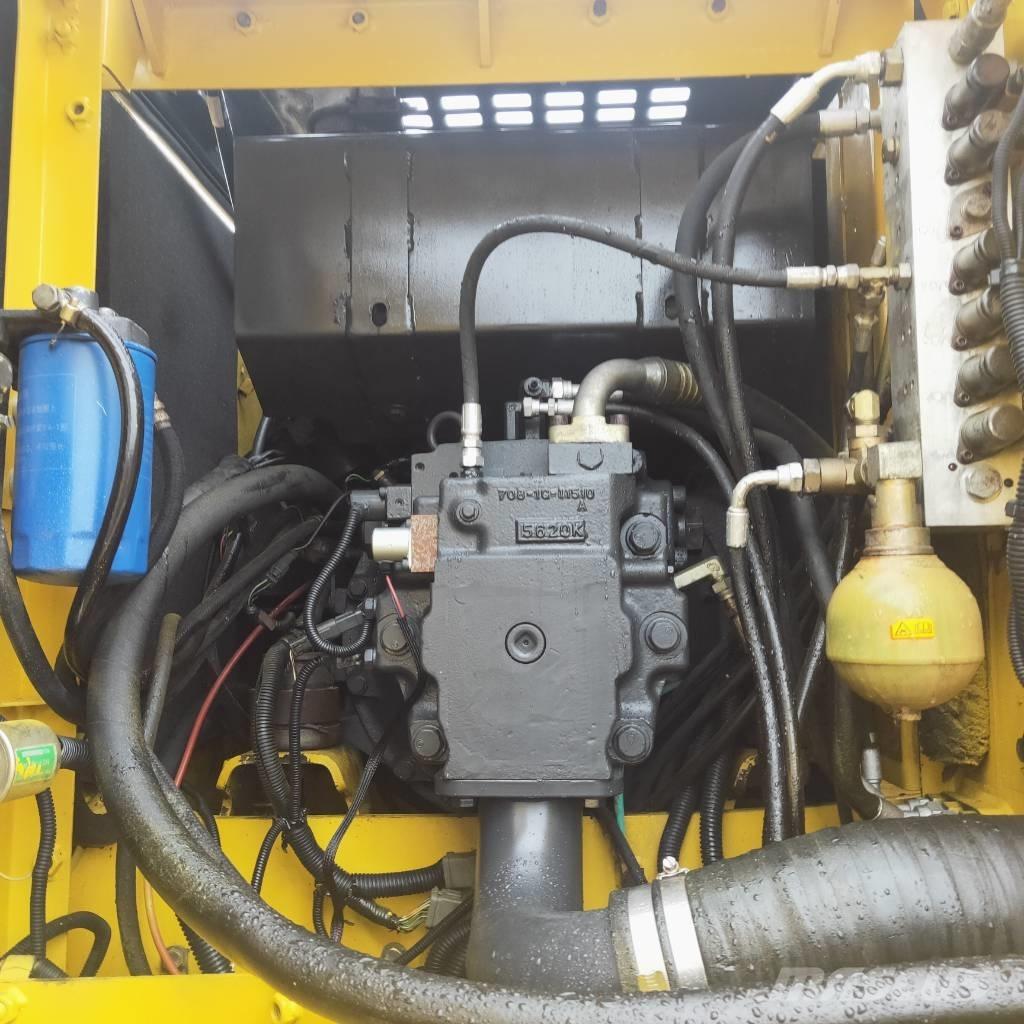 Komatsu PW160W-7 Escavatori gommati