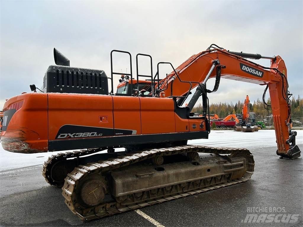 Doosan DX380LC-5 Escavatori cingolati