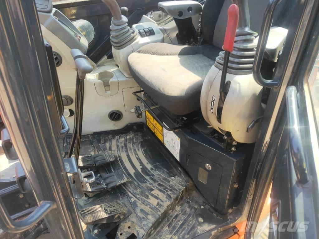 Hitachi ZX55USR-5A Miniescavatori