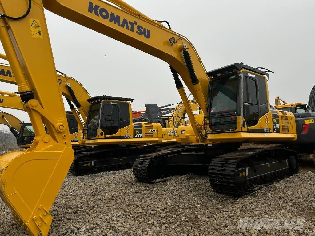 Komatsu 240-8 Escavatori cingolati