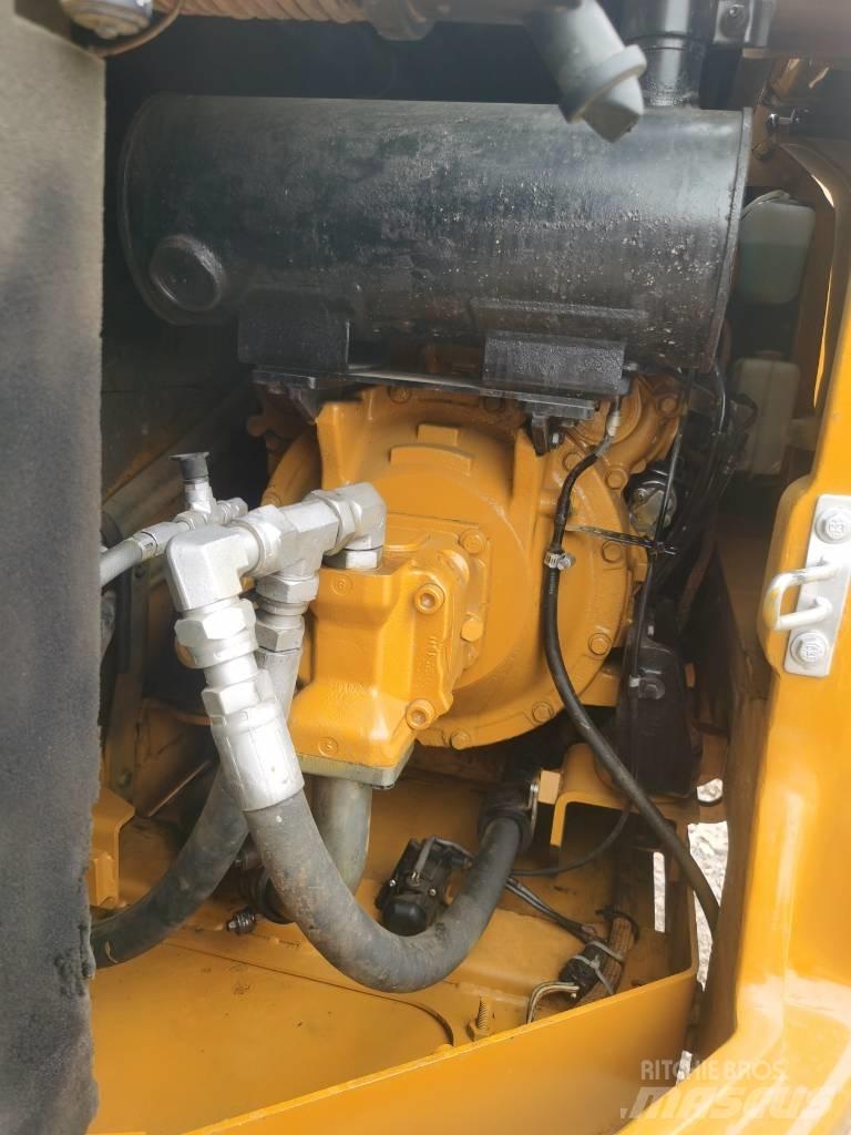 CAT 308 E 2 Escavatori cingolati