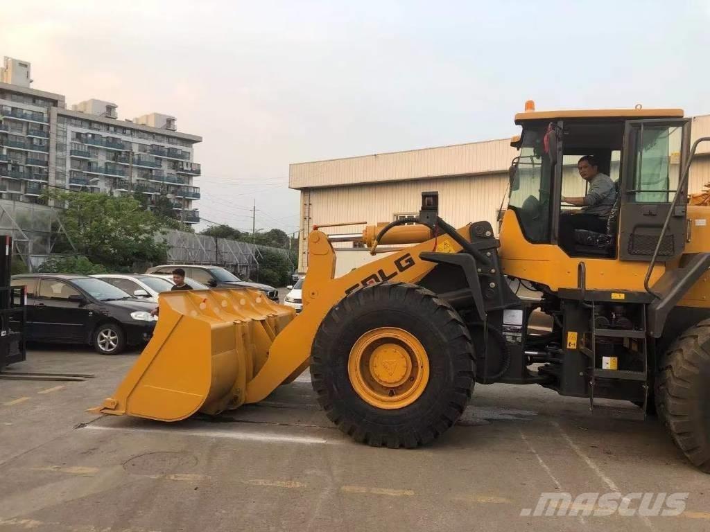SDLG LG 956 L Pale gommate