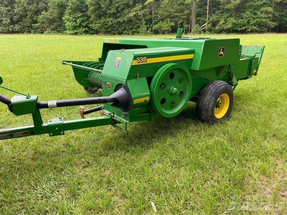 John Deere 338 Baler Presse quadre