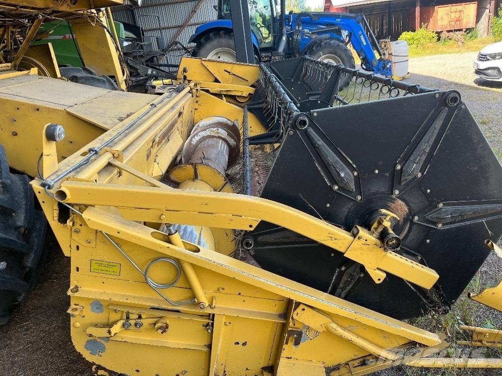 New Holland 8030 Mietitrebbiatrici