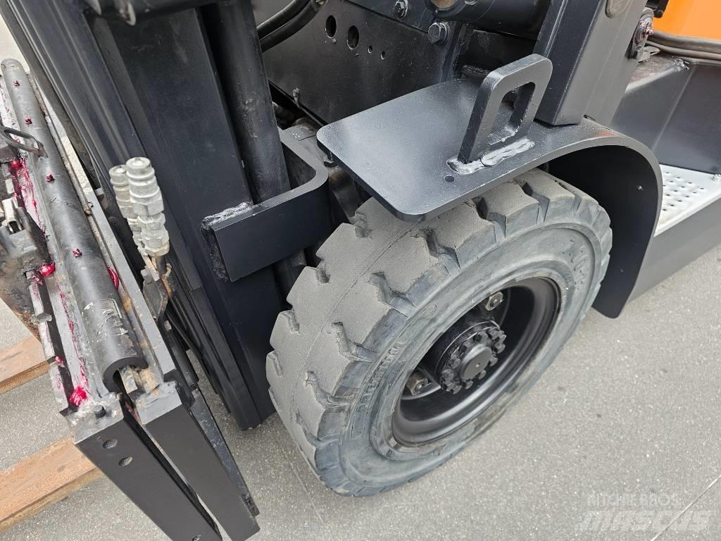 Doosan D 25 G Carrelli elevatori diesel