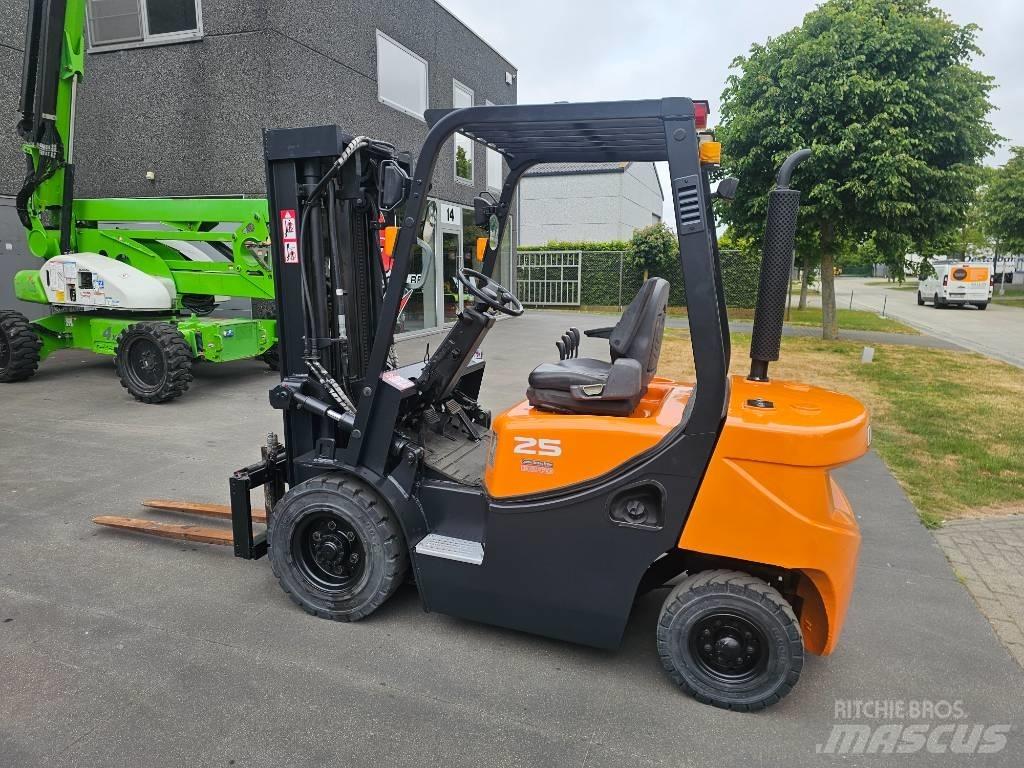 Doosan D 25 G Carrelli elevatori diesel