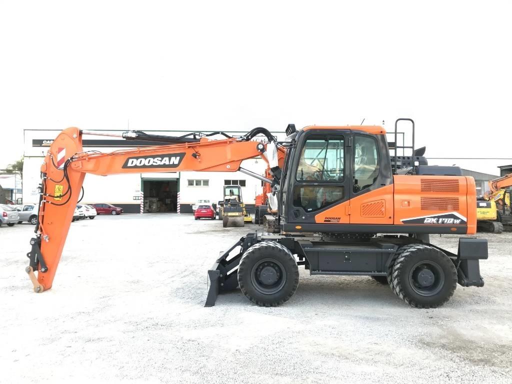 Develon DX 170 W-7 Escavatori gommati