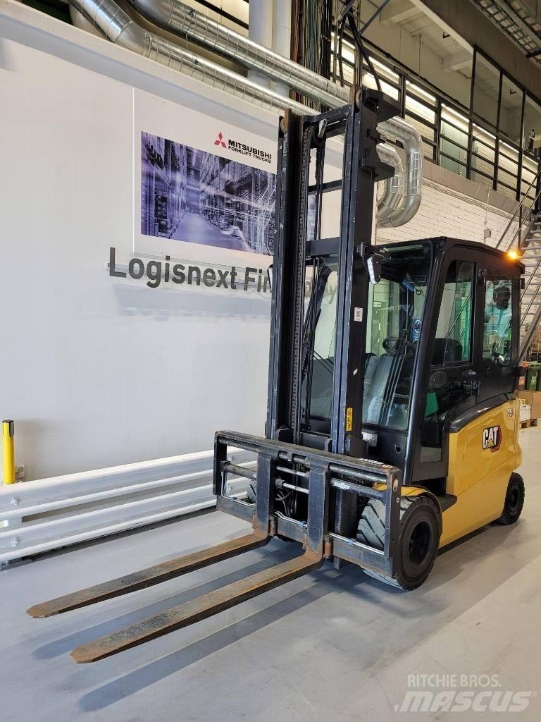 CAT EP35N Carrelli elevatori elettrici