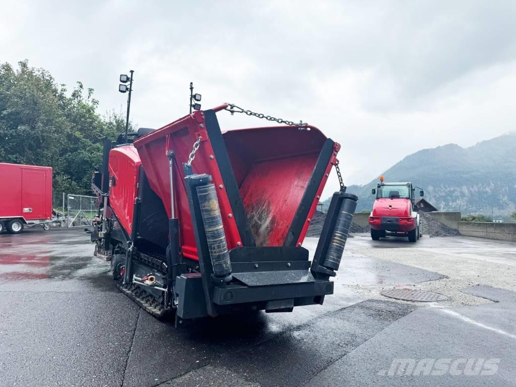 Bomag BF200C-2 Finitrici