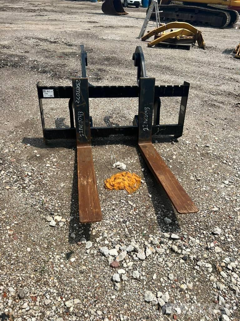 CAT Forks Pale gommate