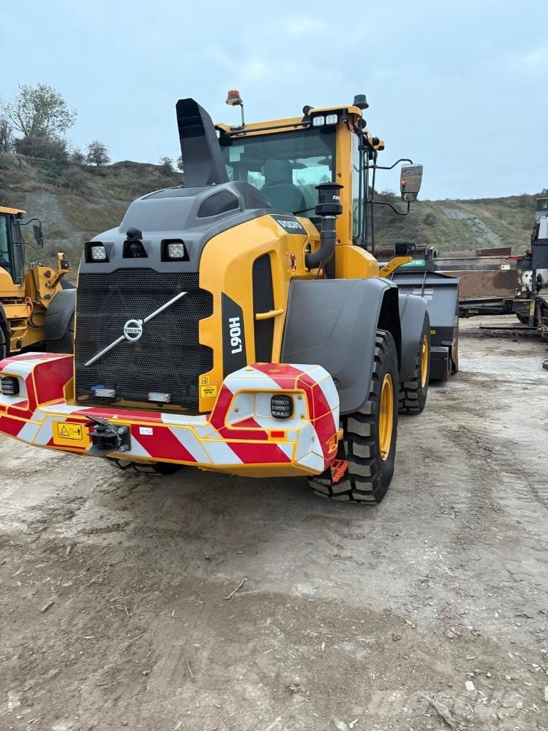 Volvo L90H2 Pale gommate