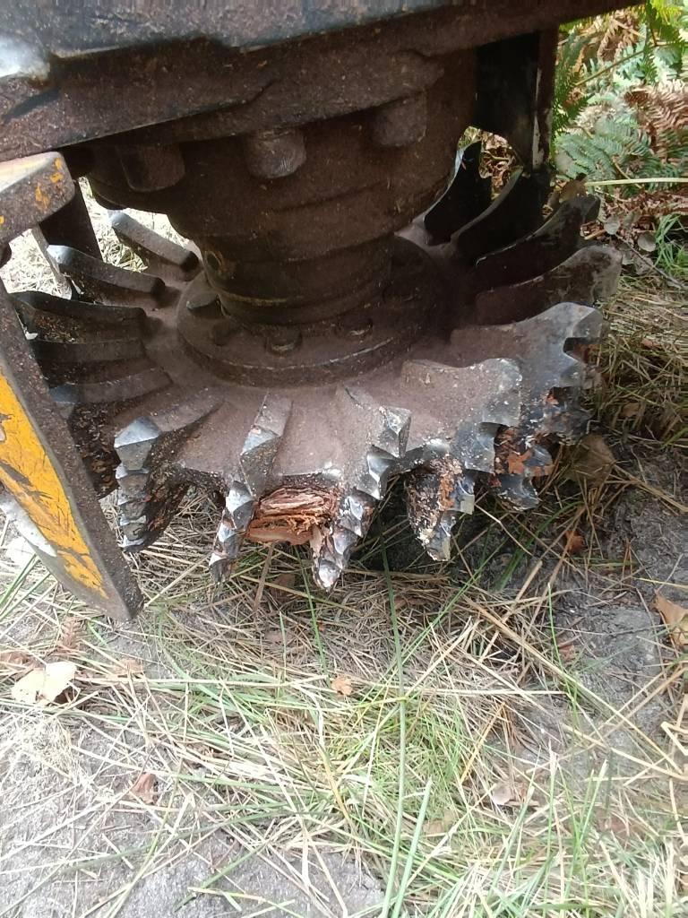 Ponsse Scorpion King Abbattitrici, Disboscatrici