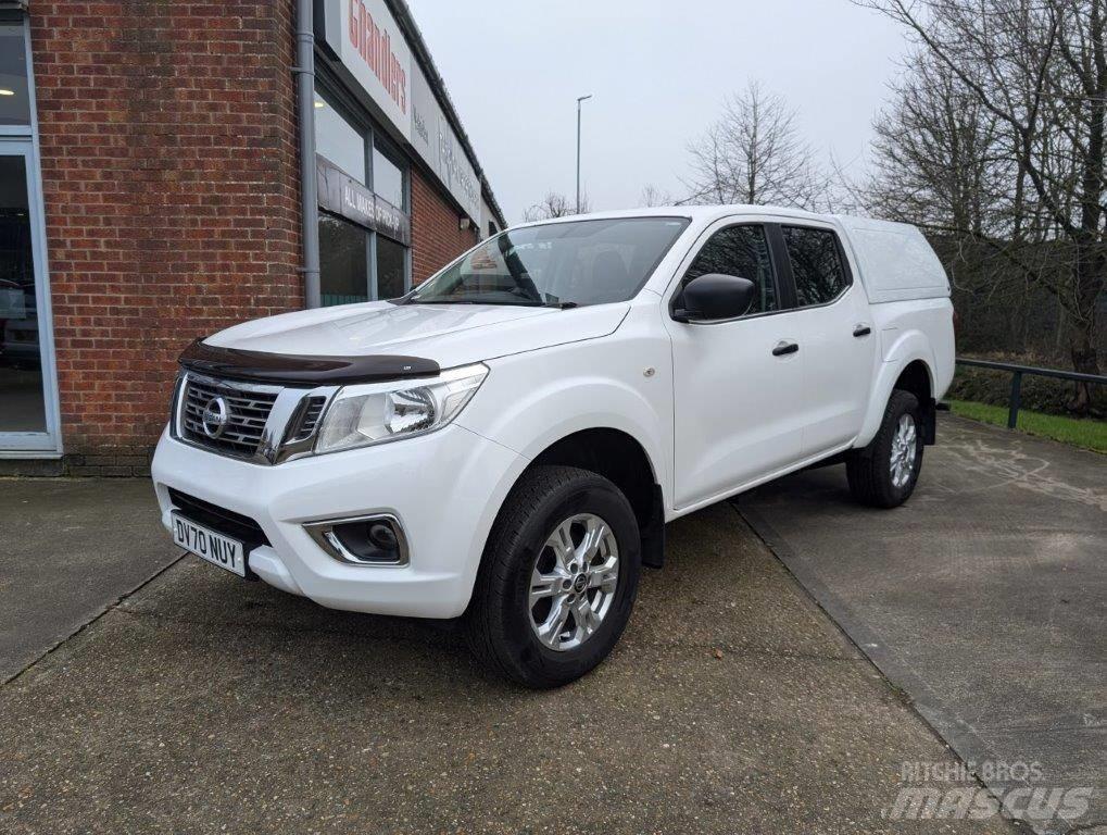 Nissan Navara Pick up/Fiancata ribaltabile