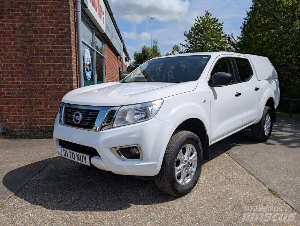 Nissan Navara Pick up/Fiancata ribaltabile