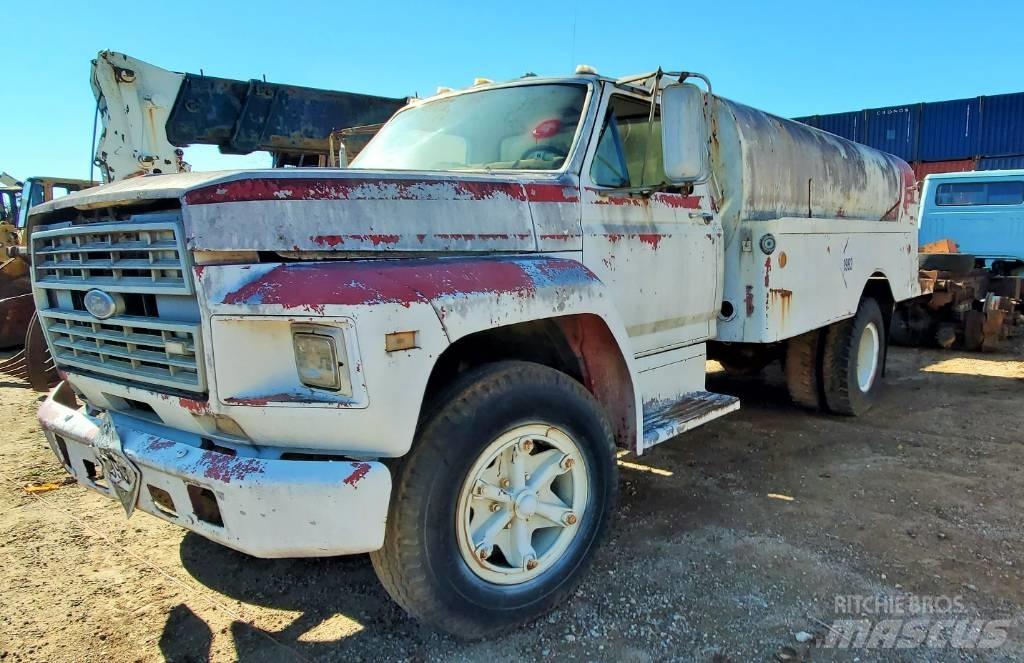 Ford F 600 Cisterna