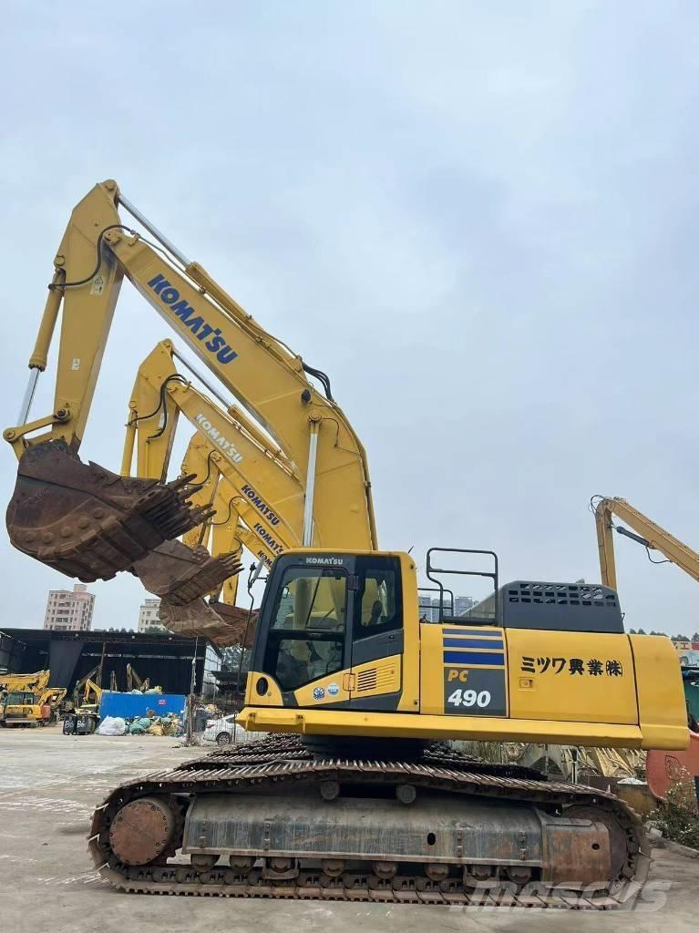 Komatsu PC490-10 Escavatori cingolati