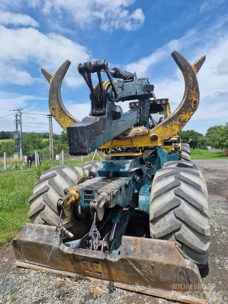 HSM 904 F Trattori Forestali