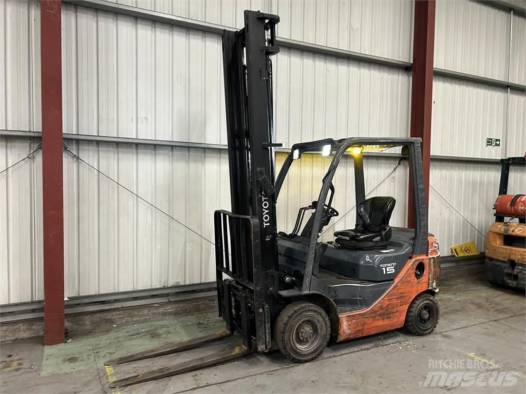 Toyota 02-8FDF15 Carrelli elevatori diesel