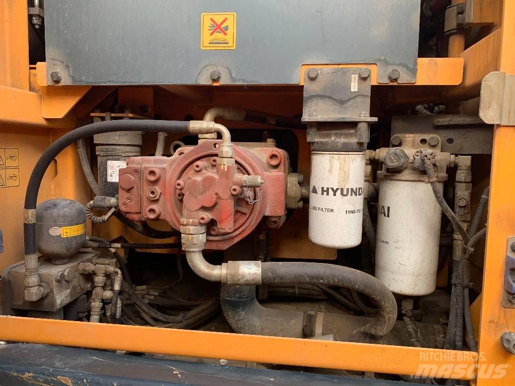 Hyundai HX220A L Escavatori cingolati