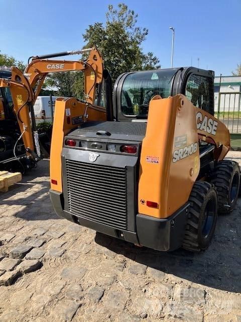 CASE SR210B Mini Pale Gommate