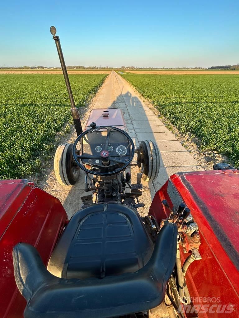 Massey Ferguson 240 Trattori
