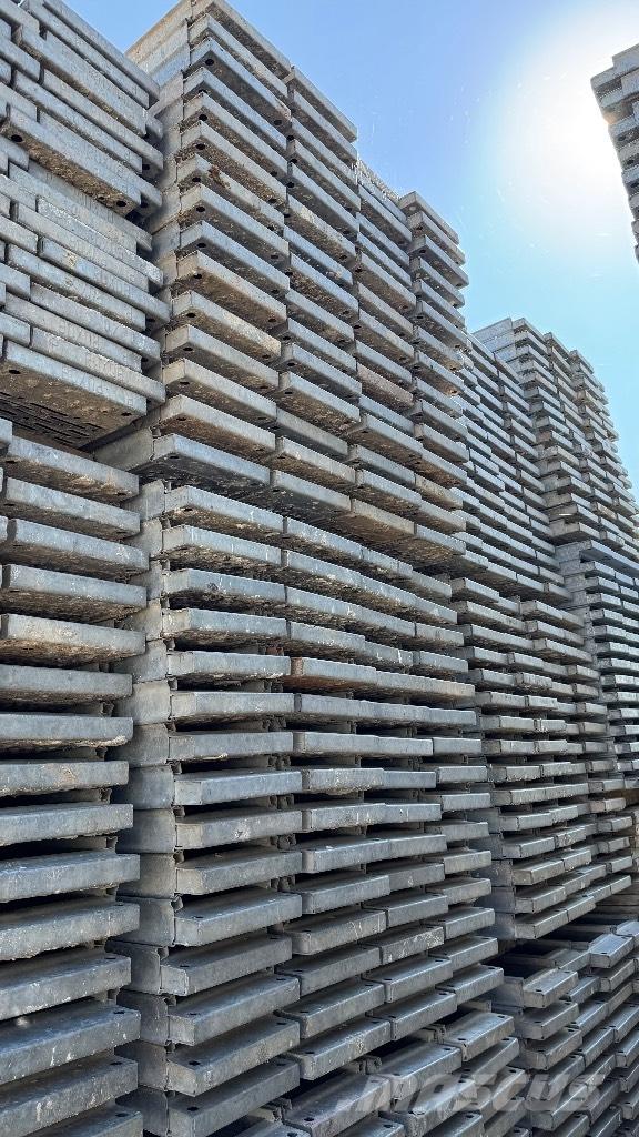  Rux Scaffolding Ponteggi e impalcature