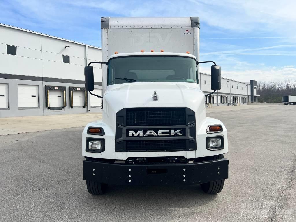 Mack MD 6 Camion cassonati
