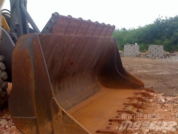 Volvo L180 Pale gommate