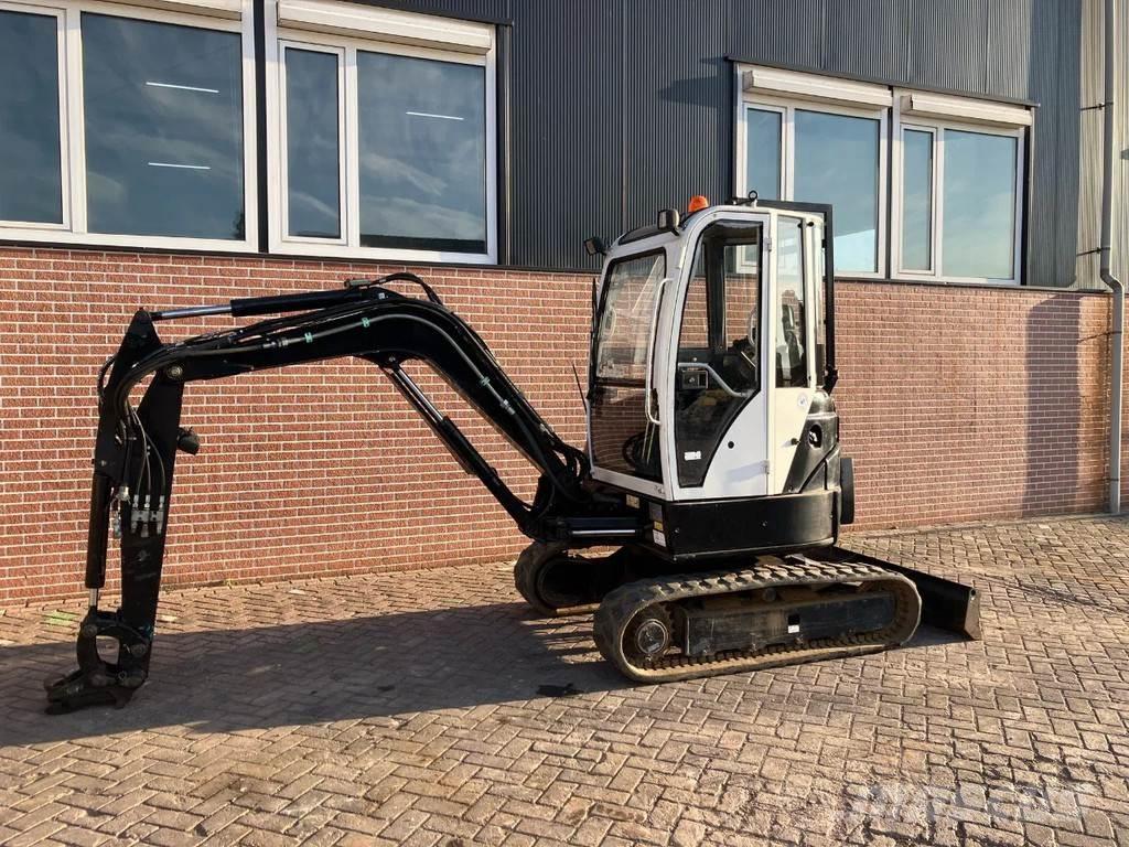 Messersi M28UC Miniescavatori