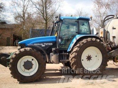 New Holland TM 165 Trattori