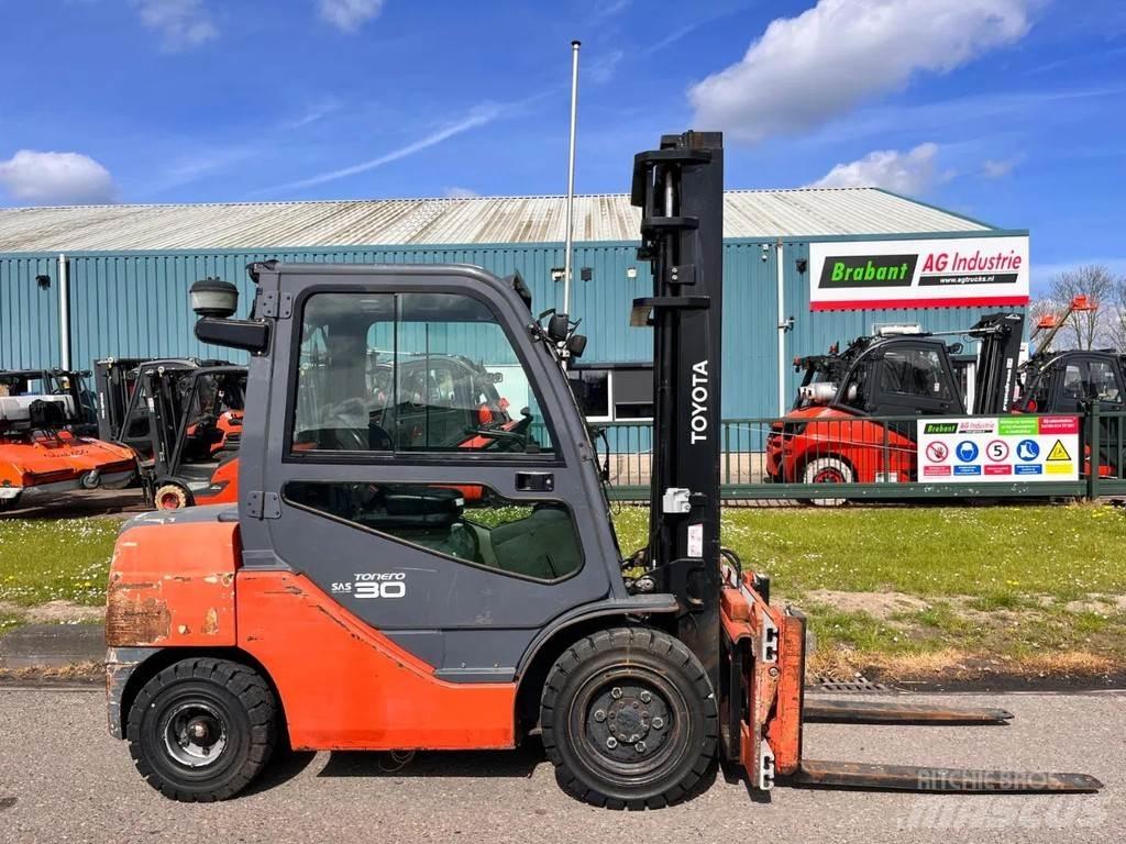 Toyota 52-8FDF30 Carrelli elevatori diesel