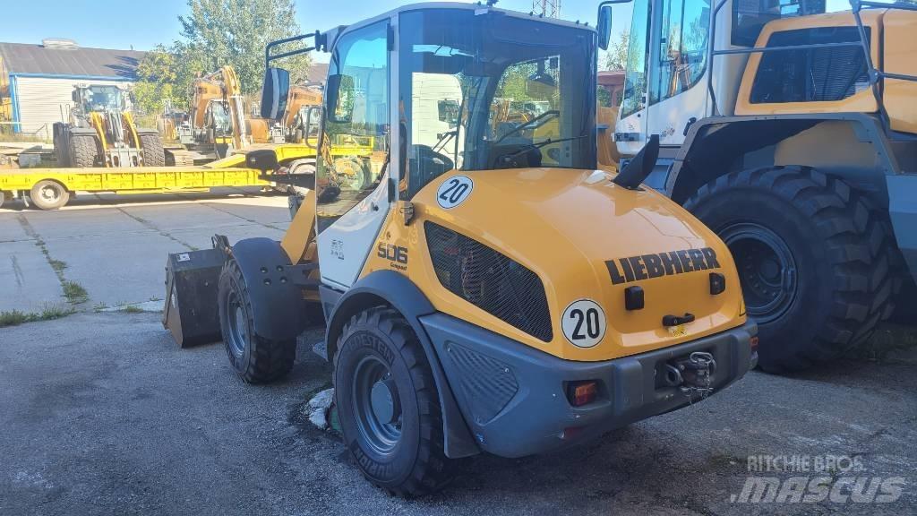 Liebherr L 506 C Pale gommate