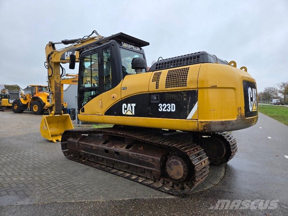 CAT 323DL Escavatori cingolati