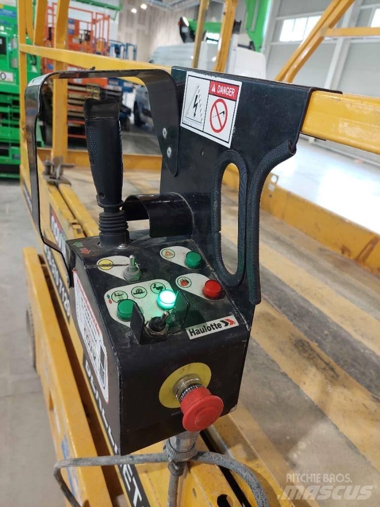 Haulotte Compact 10 Piattaforme a pantografo