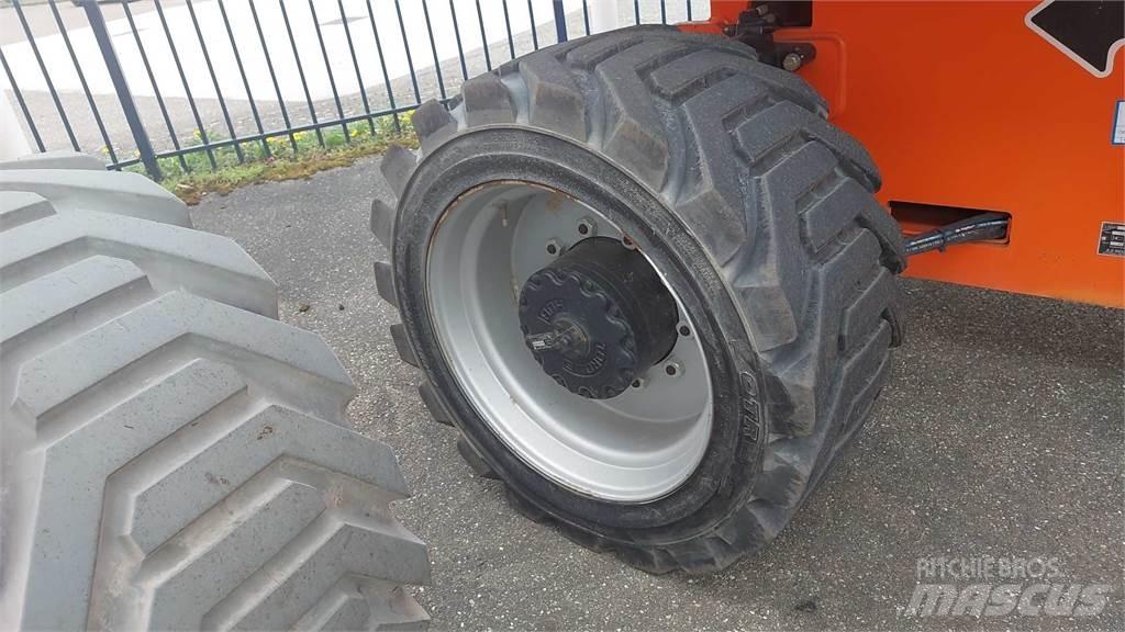 JLG 680SGW+ Piattaforme a braccio telescopico