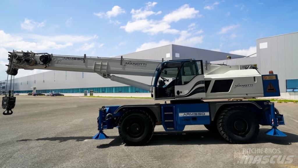 Manotti ARM550 Gru per terreni difficili
