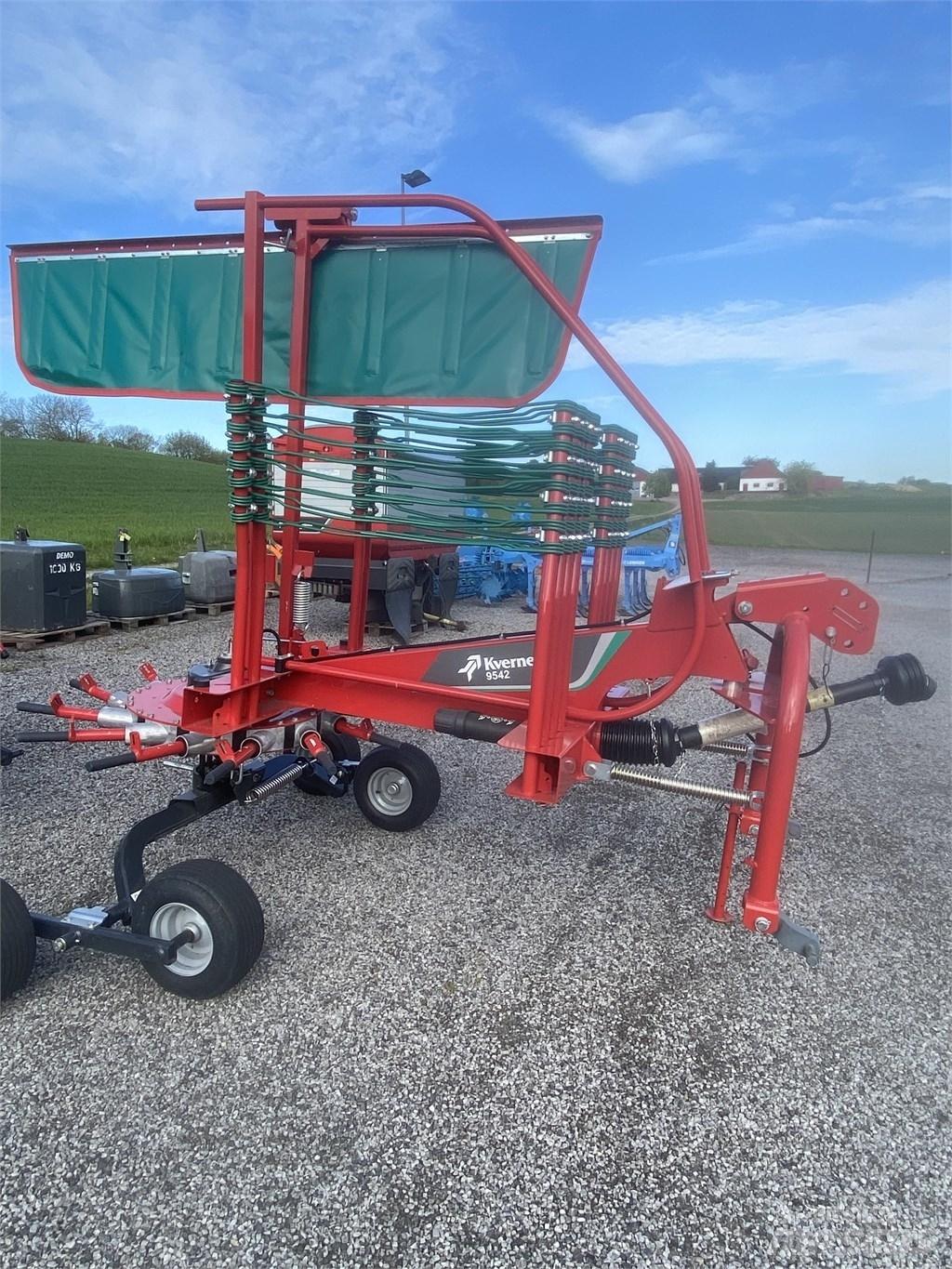 Kverneland 9542 Falciandanatrici
