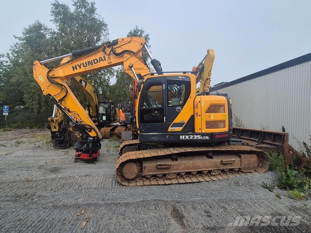 Hyundai HX 235 LCR Escavatori cingolati