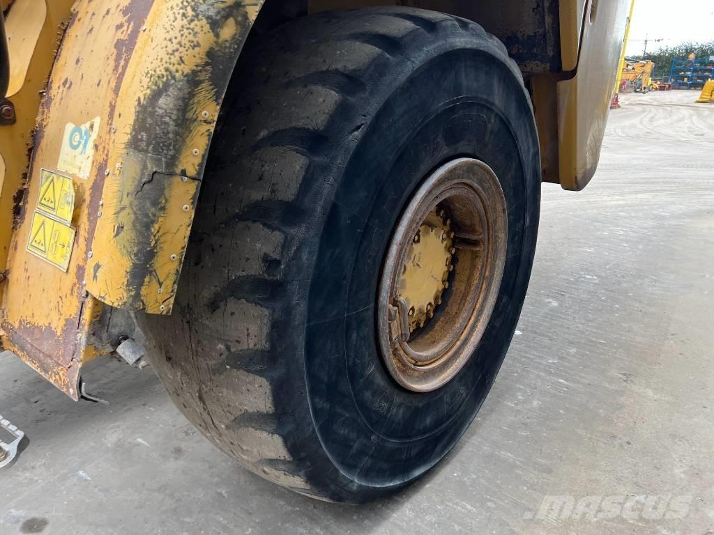 CAT 735 Dumpers articolati