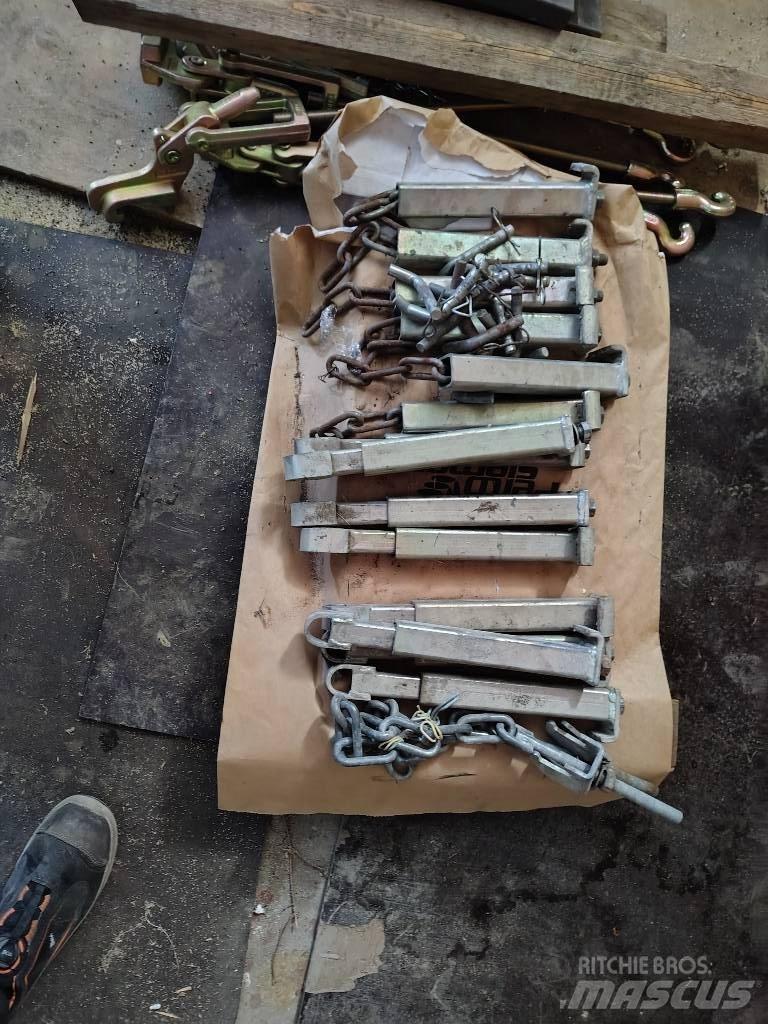 Raju 18.4R38 Pneumatici, ruote e cerchioni