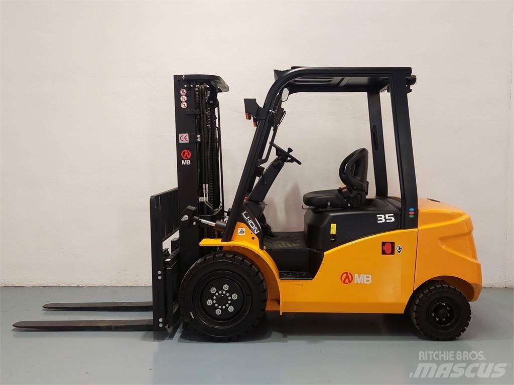  EFL353 Carrelli elevatori elettrici